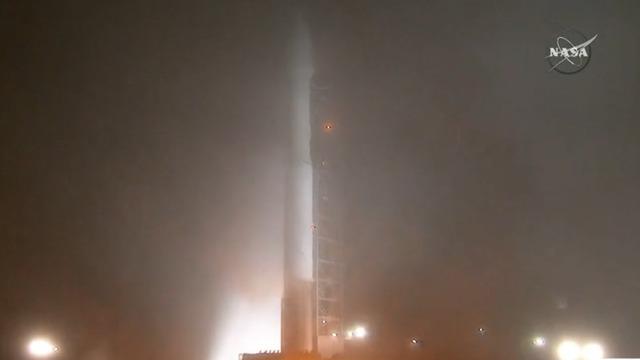 cbsn-fusion-nasa-launches-insight-spacecraft-to-mars-thumbnail-1561964-640x360.jpg 