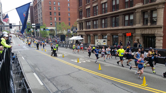 pittsburgh-marathon-race-runners.jpg 