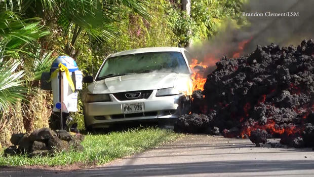 lave-destroys-car-in-hawaii-credit-brandone-clement-lsm-4.jpg 