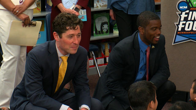 mayors-jacob-frey-and-melvin-carter-at-read-for-final-four-event.jpg 