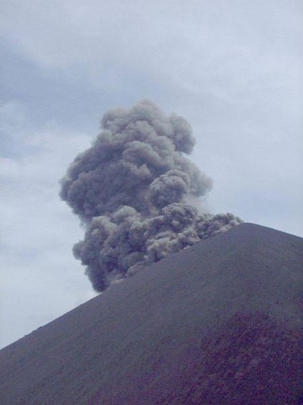450px-krakatoa-eruption.jpg 
