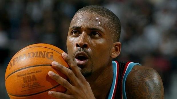 cbsn-fusion-new-evidence-may-have-solved-a-the-mysterious-death-of-lorenzen-wright-7-years-later-thumbnail-1566399-640x360.jpg 
