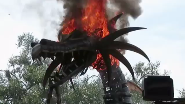 disney-dragon-fire-2018-5-11.png 