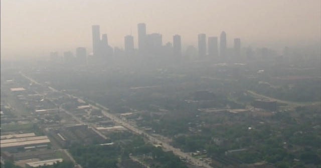 Air pollutants found in mothers' placentas, new study finds - CBS News