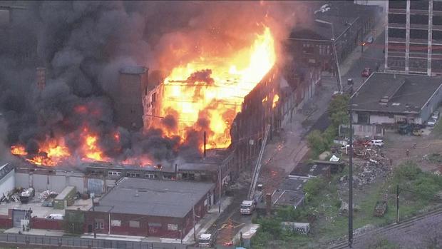 north-phila-warehouse-four-alarm-fire.jpg 