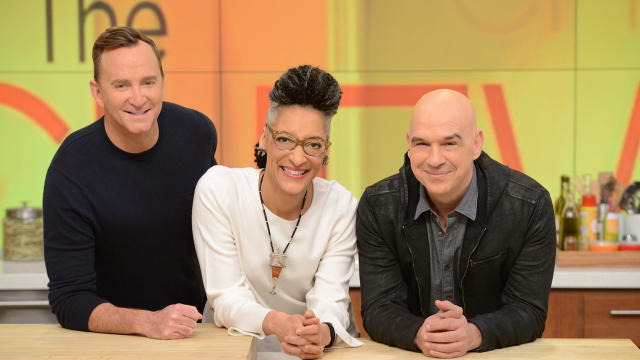 CLINTON KELLY, CARLA HALL, MICHAEL SYMON 