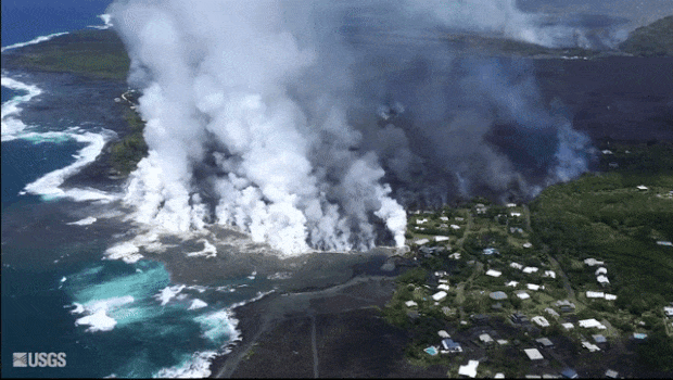 180605-gif-usgs-lava-kapoho-bay-article-620x350.gif