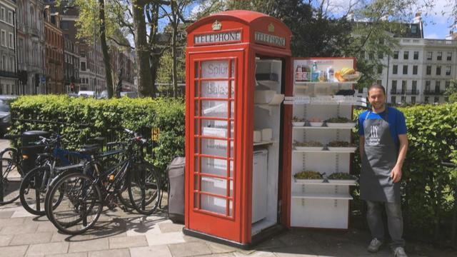 0613-ctm-redphoneboxes-phillips-1589610-640x360.jpg 