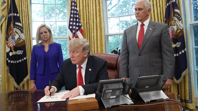 trump executive order ends family separation 