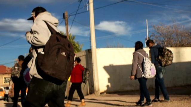 cbsn-fusion-late-night-deportations-mexico-danger-cartels-human-traffickers-thumbnail-1603880-640x360.jpg 