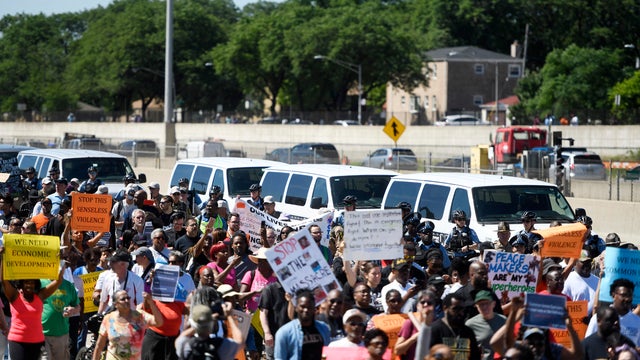 Protest March Chicago Expressway 