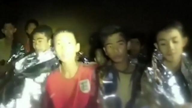 cbsn-fusion-updates-on-the-ongoing-rescue-efforts-in-thailand-thumbnail-1607405-640x360.jpg 