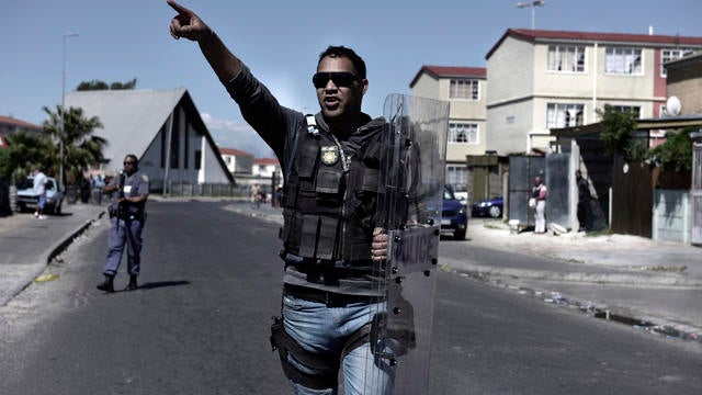 cbsn-fusion-shotspotter-surveillance-tech-helps-crack-down-on-cape-town-gang-violence-crime-thumbnail-1609371-640x360.jpg 