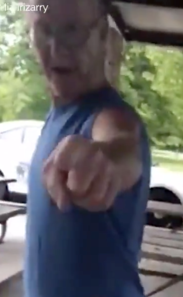 man harasses woman in Puerto Rico shirt in Illinois 