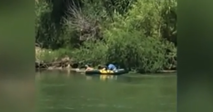 Video shows man on raft attempting to smuggle people into U.S. via the ...