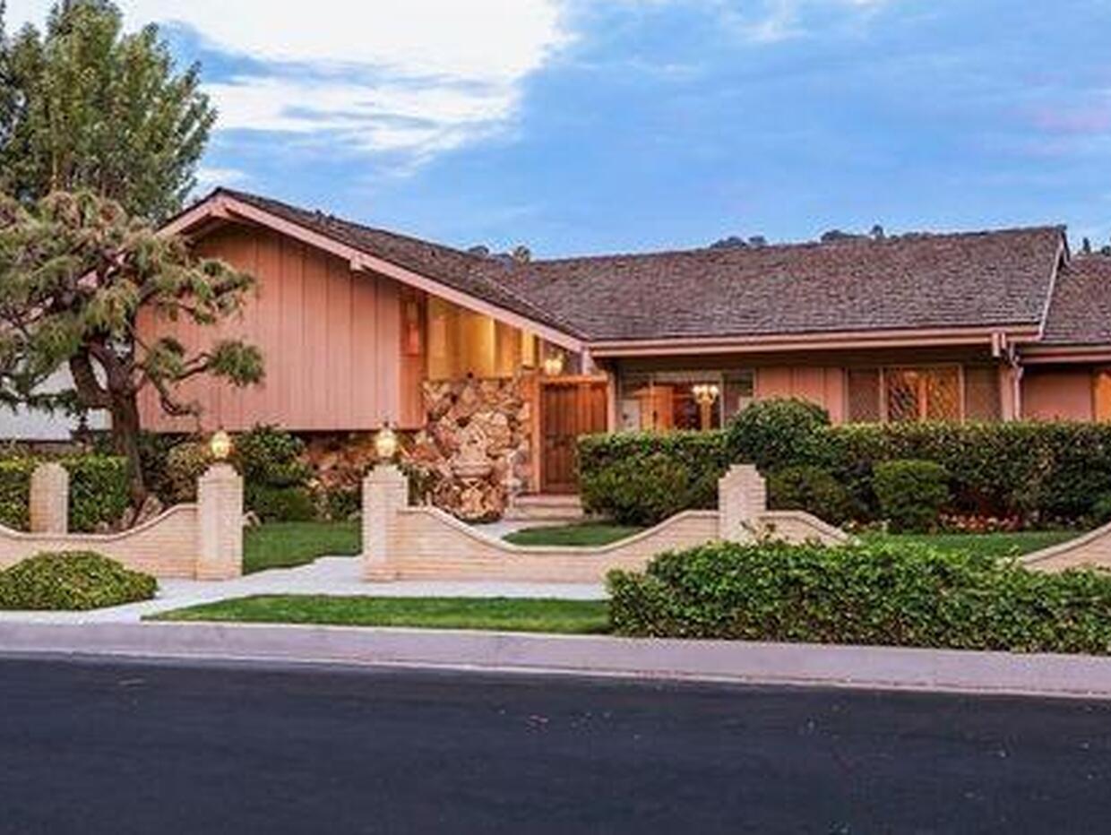 Brady Bunch house for sale for nearly $1.9 million for the first time ...