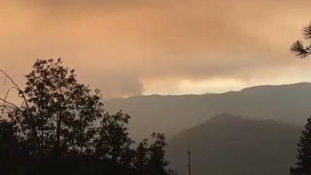 cbsn-fusion-yosemite-closed-as-massive-wildfire-nears-park-thumbnail-1620531-640x360.jpg 