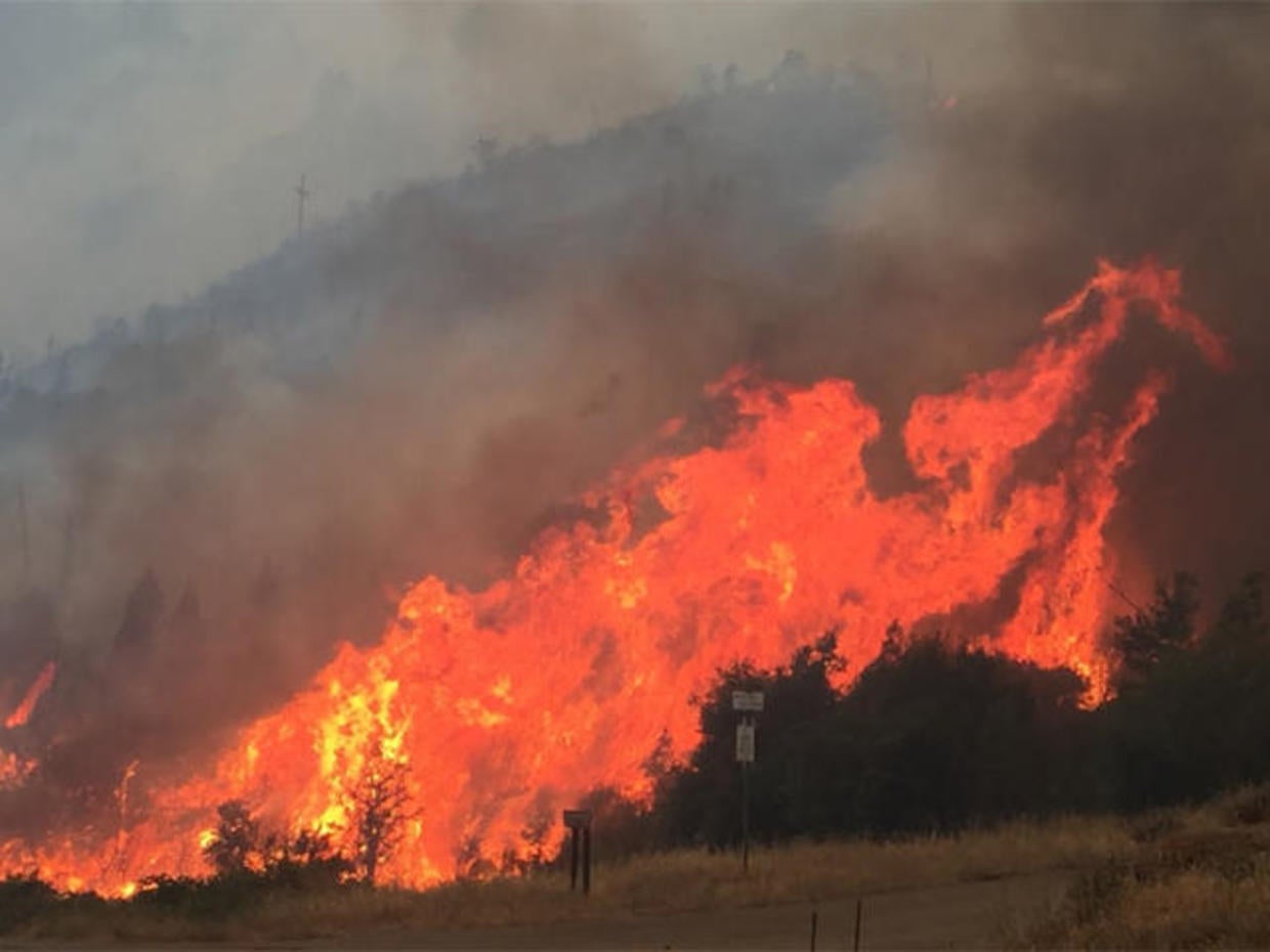 Deadly wildfire burns Northern California