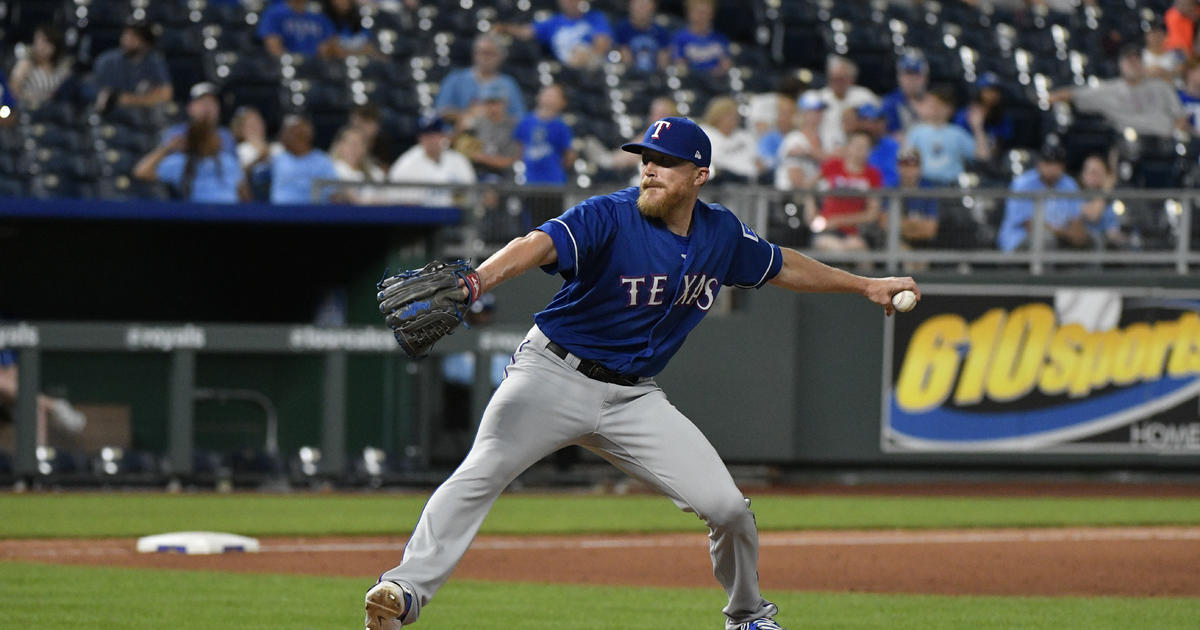 Jake Diekman of the Chicago White Sox pitches during the fifth inning  News Photo - Getty Images