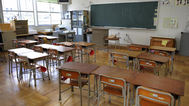 children-empty-classroom.jpg 