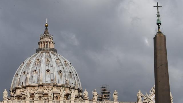 cbsn-fusion-vatican-reaction-pennsylvania-priest-grand-jury-report-today-2018-08-16-thumbnail-1637651-640x360.jpg 