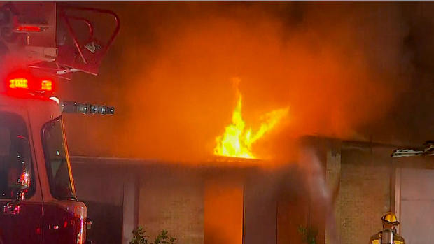 Dallas vacant building fire 3 