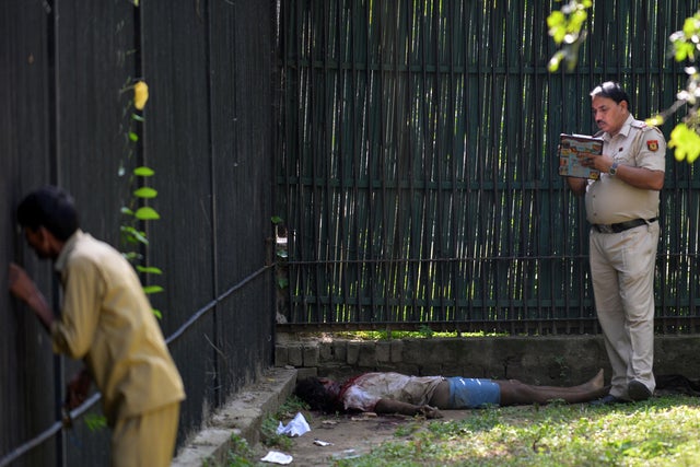 INDIA-ANIMAL-TIGER-ZOO-ATTACK 