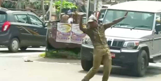 dancing traffic cop in India 