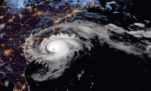 hurricane-florence-animated-gif-noaa-nhc-610.gif 