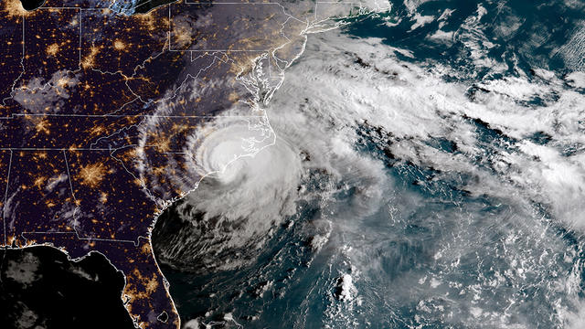 hurricane-florence-satellite-landfall-1033095750.jpg 