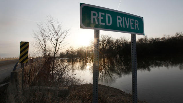 red-river-sign.jpg 