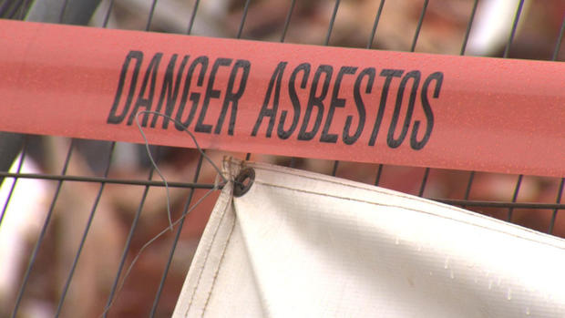 asbestos warning sign 