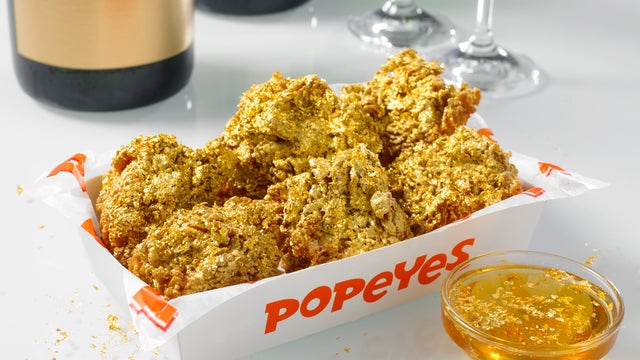 popeyes-24-karat-champagne-wings-2.jpg 