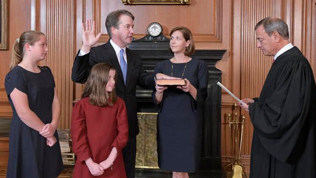 kavanaugh-sworn-in1.jpg 