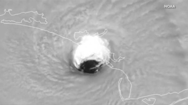 hurricane-michael-eye-noaa.jpg 