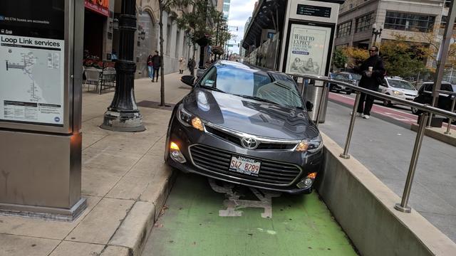 car-in-bike-lane.jpg 