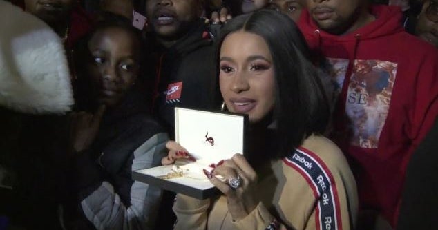 Rapper Cardi B Hands Out Free Winter Coats At Brooklyn Public Housing Complex CBS New York