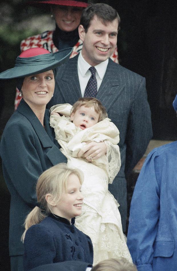 Britis Royalty Prince Andrew  Princess Sarah Princess Eugenie Victoria  Helena 