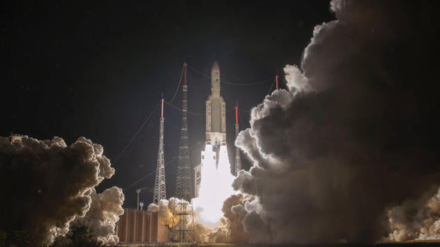 101918-launch2.jpg 