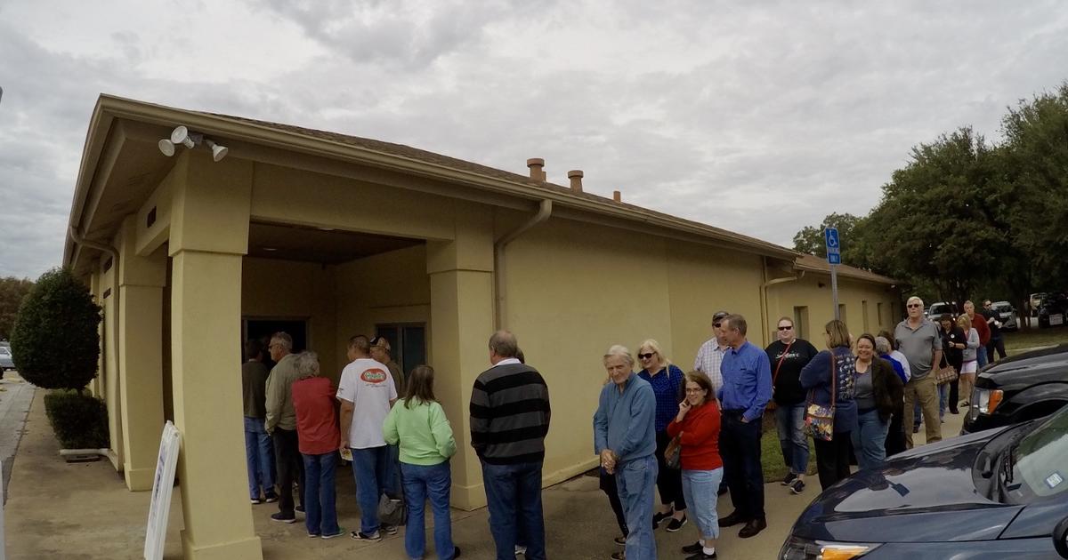 Large Texas Counties See Strong Turnout On Early Voting's 1st Day - CBS ...