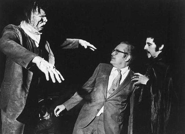 john-bloom-dracula-vs-frankenstein-independent-international.jpg