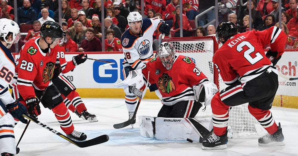 McDavid's OT Goal Gives Oilers 2-1 Win Over Blackhawks - CBS Chicago