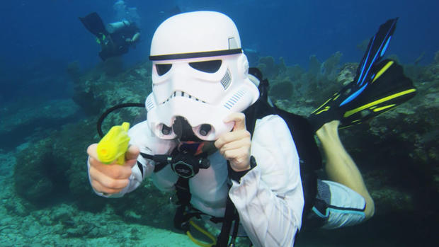 Underwater Costume Contest 4 