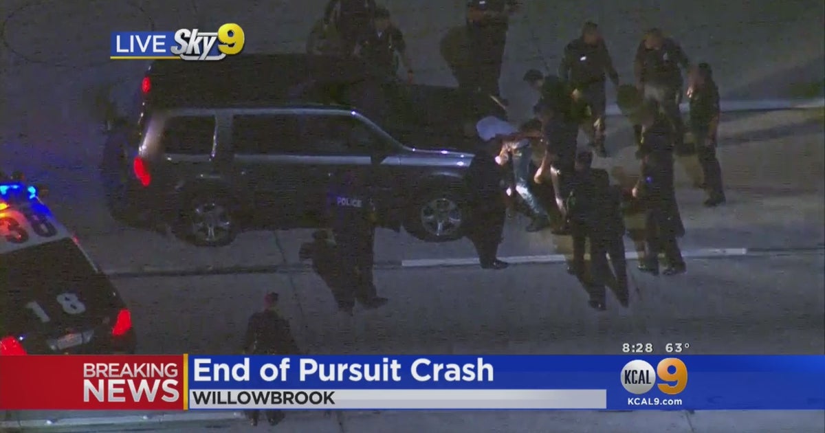 Police Pursuit Ends With Crash On 105 Freeway, Suspect In Custody - CBS ...