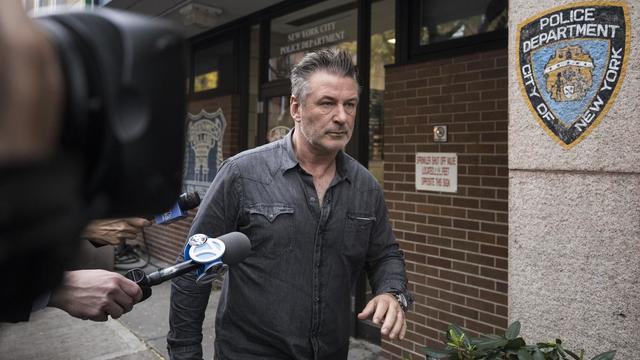 Alec Baldwin arrested in New York 