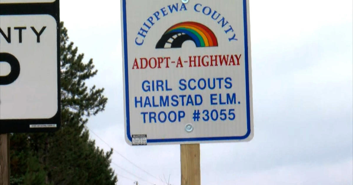 Girl Scouts River Valleys To Honor Killed Wis Troop Members Cbs Minnesota 2422