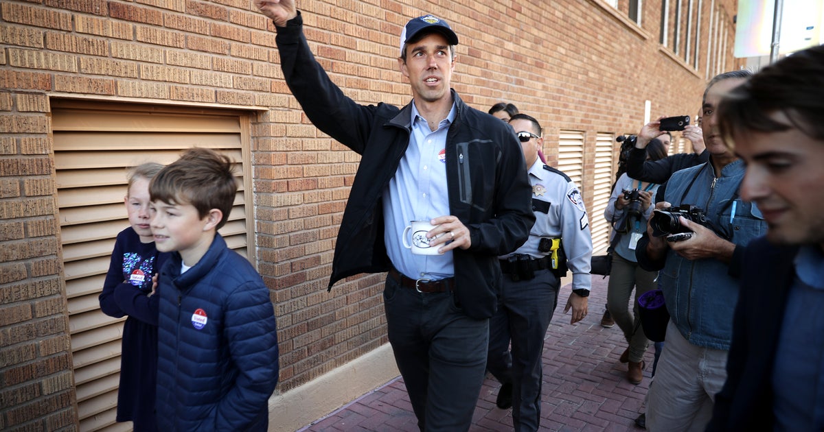 O'Rourke To Lead Anti-Wall March During Trump Rally In El Paso - CBS Texas