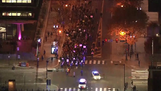 181108-protests-philly.png 