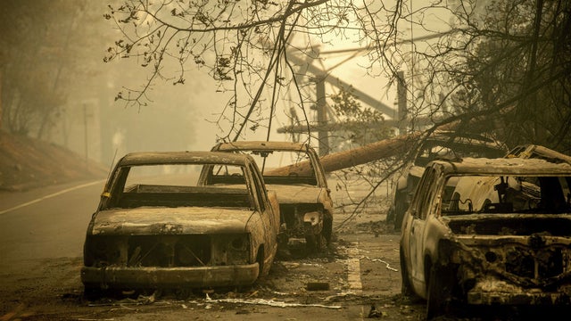 paradise-fire-burned-out-cars-ap-photo.jpg 