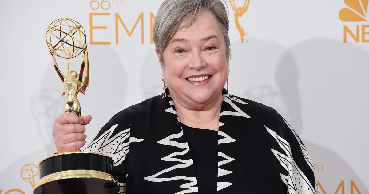 Kathy Bates Refused To Pray To Satan For American Horror Story Role Cw Tampa 